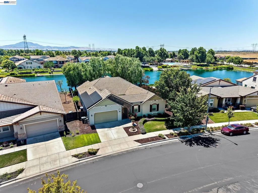 2771 Manresa Shore Lane Oakley CA 94561