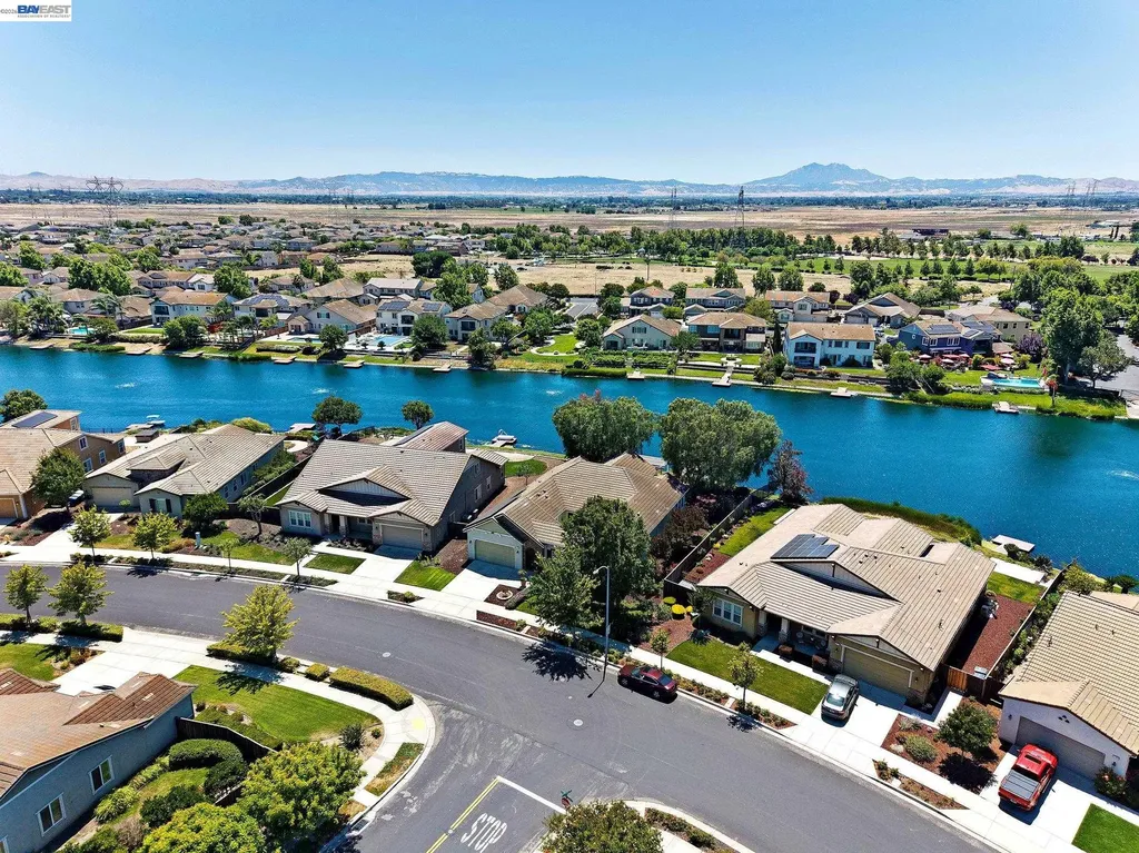 2771 Manresa Shore Lane Oakley CA 94561