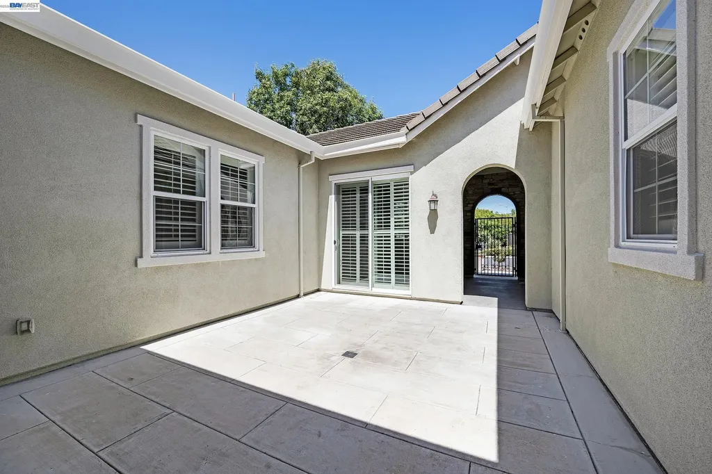 2771 Manresa Shore Lane Oakley CA 94561
