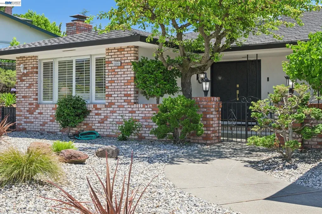 26918 Claiborne Court Hayward CA 94542