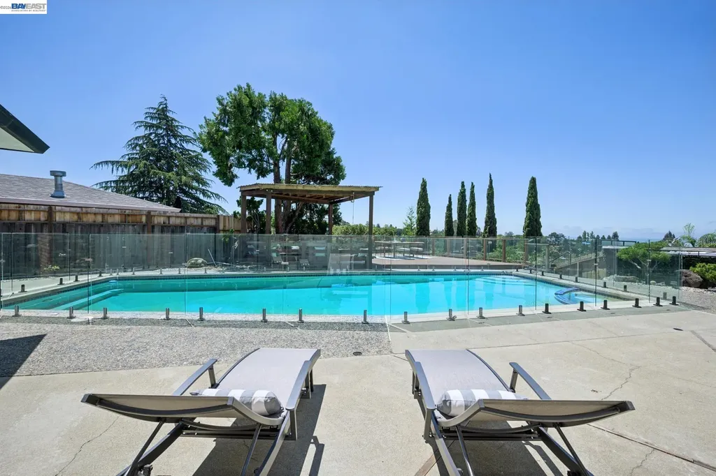 26918 Claiborne Court Hayward CA 94542