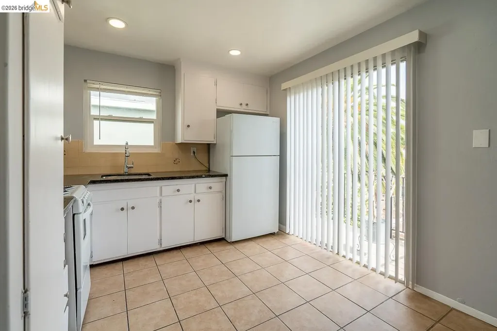 3414 64th Avenue Place Oakland CA 94605