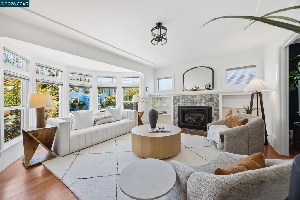 628 Poirier Street Oakland CA 94609