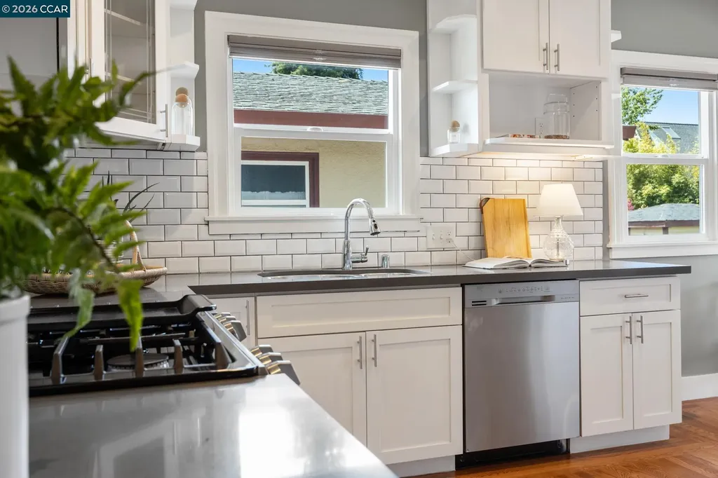 628 Poirier Street Oakland CA 94609