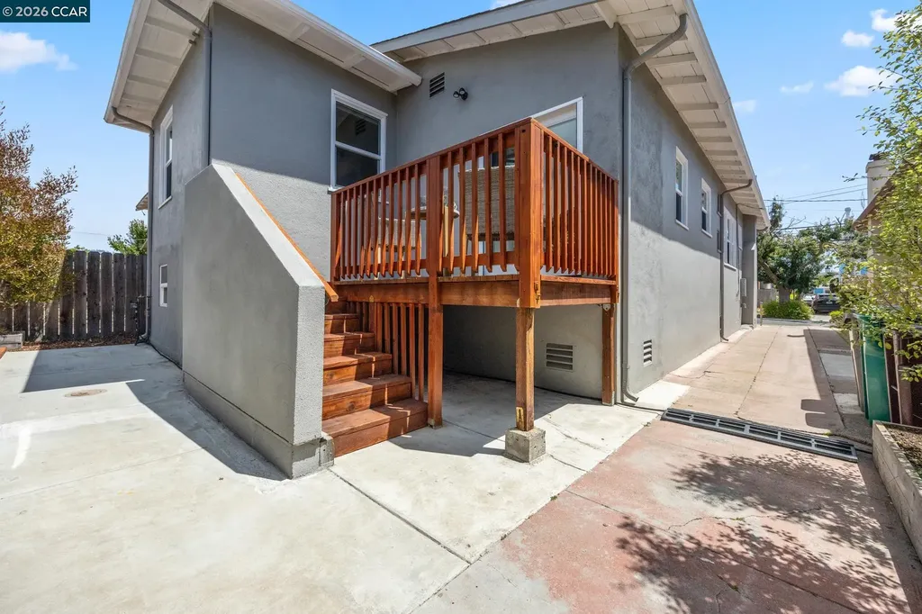 628 Poirier Street Oakland CA 94609