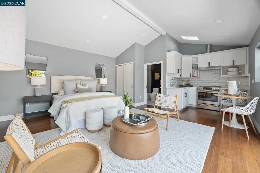 628 Poirier Street Oakland CA 94609