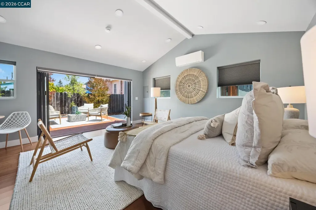 628 Poirier Street Oakland CA 94609