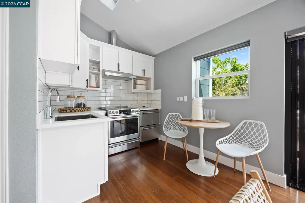 628 Poirier Street Oakland CA 94609