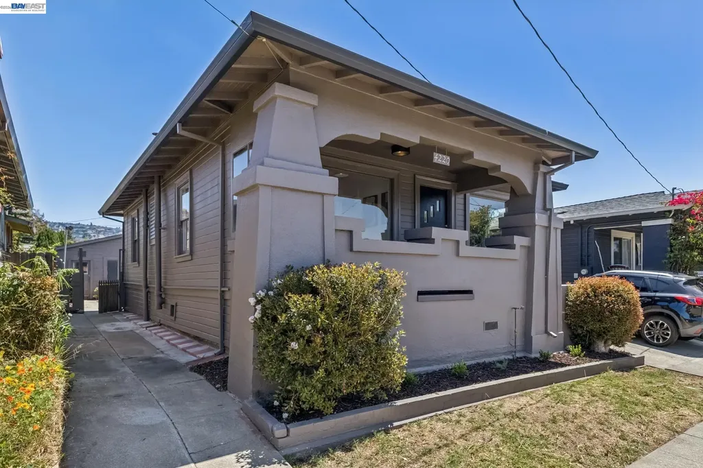 4220 Suter Street Oakland CA 94619