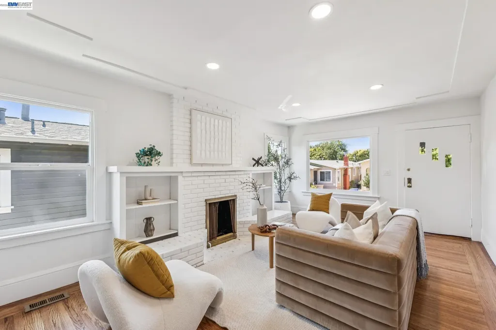 4220 Suter Street Oakland CA 94619