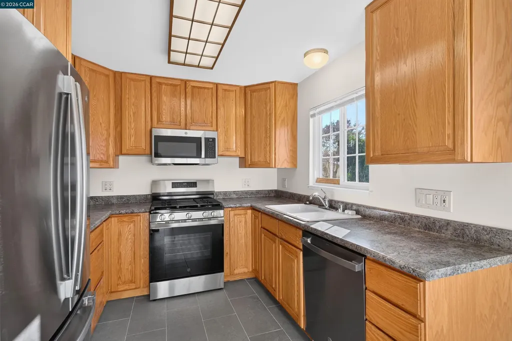 831 Fulton Way El Sobrante CA 94803