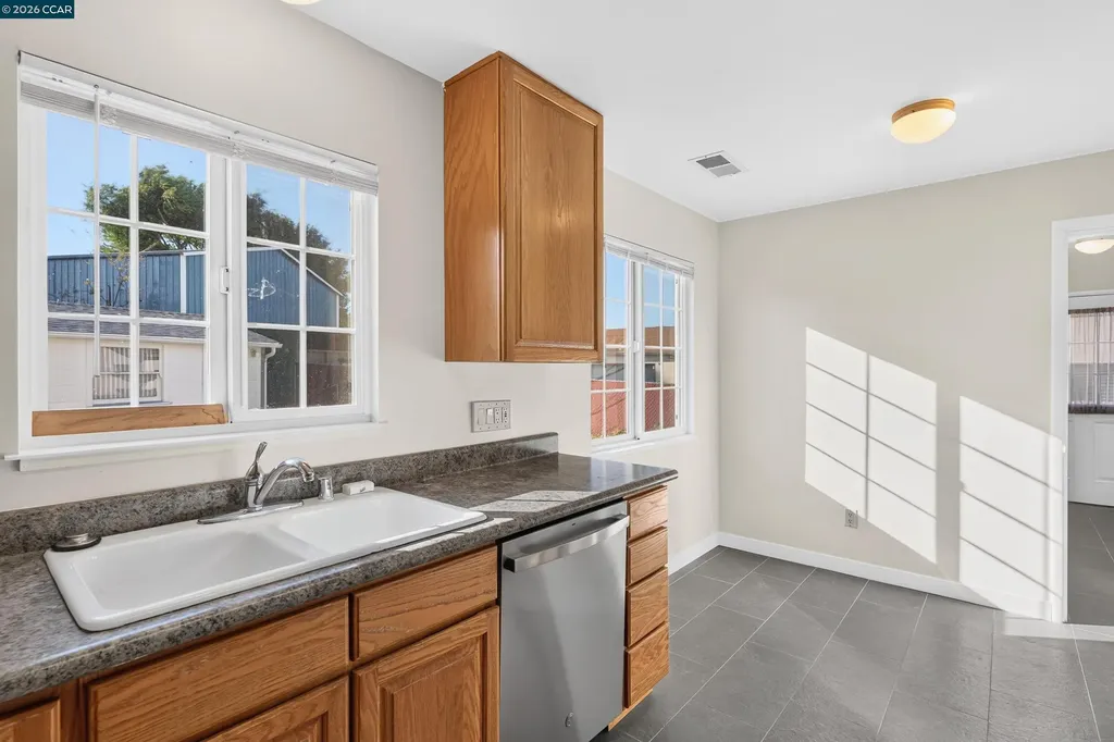 831 Fulton Way El Sobrante CA 94803
