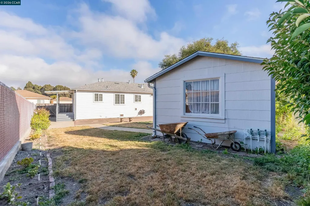 831 Fulton Way El Sobrante CA 94803
