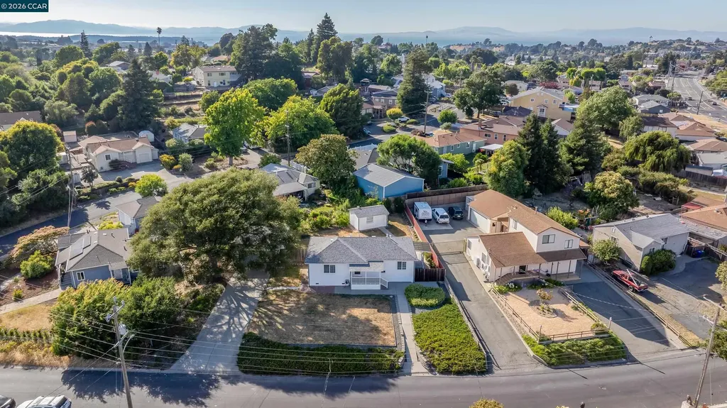 831 Fulton Way El Sobrante CA 94803