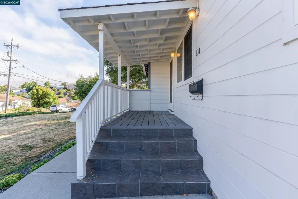 831 Fulton Way El Sobrante CA 94803