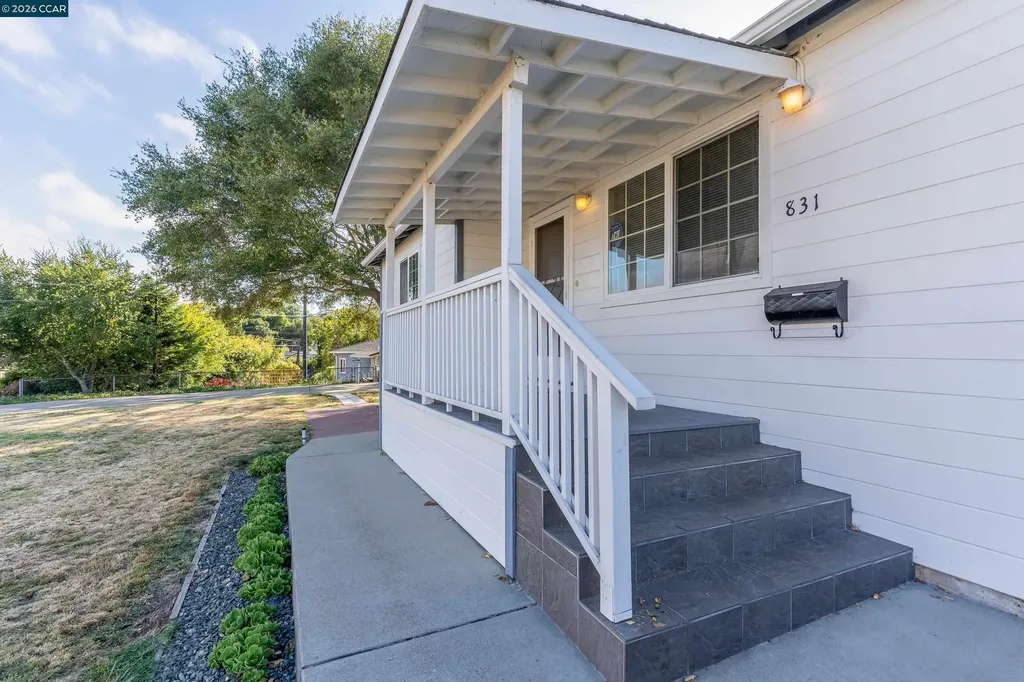 831 Fulton Way El Sobrante CA 94803