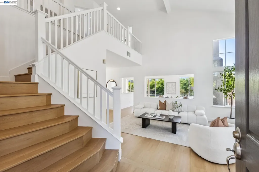 262 Ratto Road Alameda CA 94502