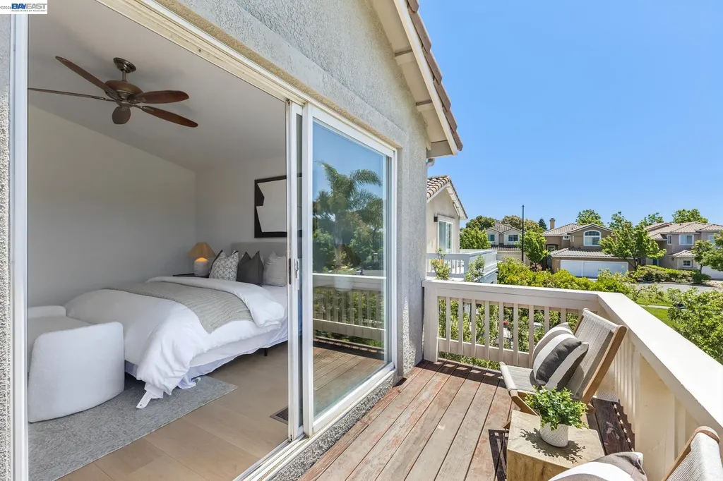 262 Ratto Road Alameda CA 94502