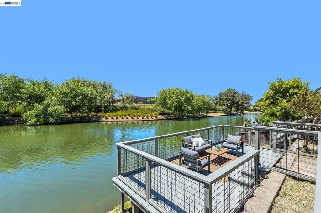 262 Ratto Road Alameda CA 94502