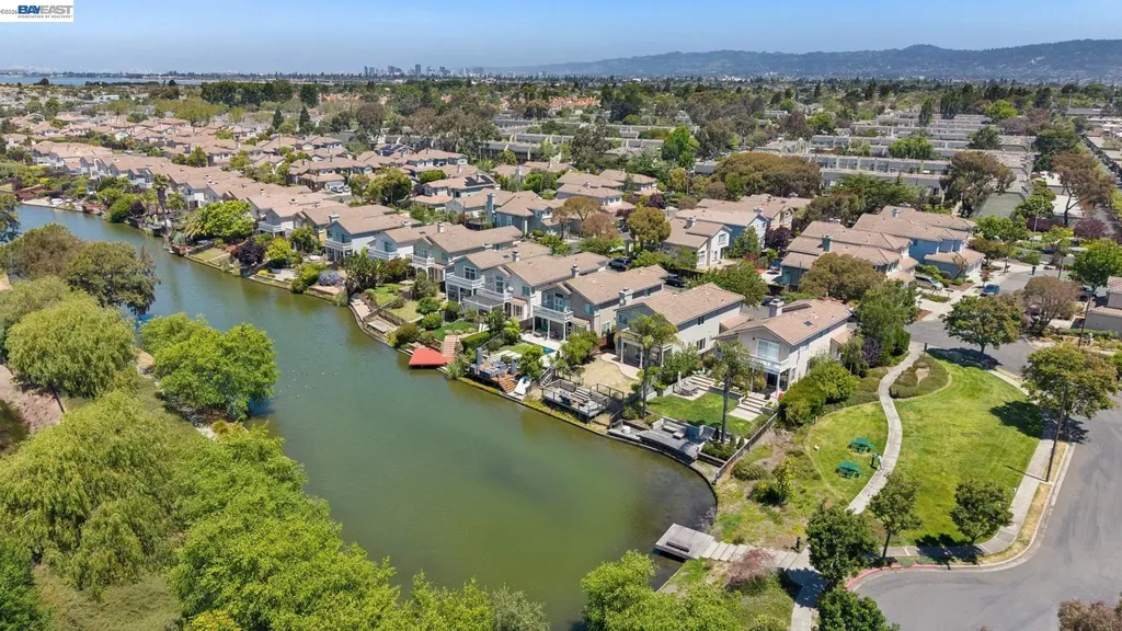 262 Ratto Road Alameda CA 94502