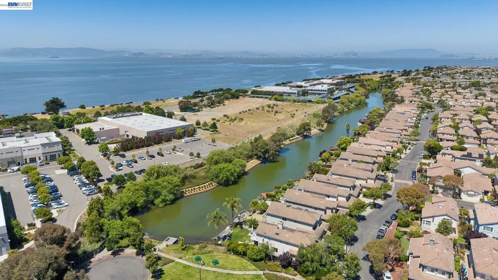 262 Ratto Road Alameda CA 94502