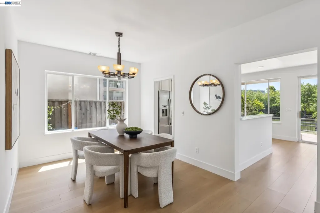 262 Ratto Road Alameda CA 94502