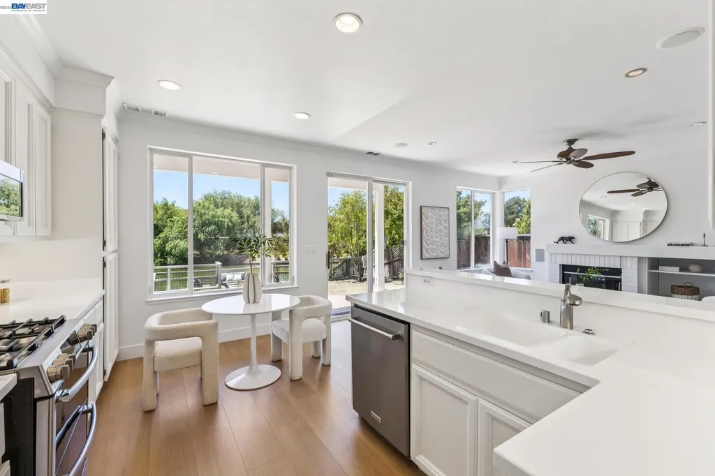 262 Ratto Road Alameda CA 94502