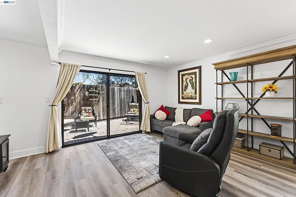 73 Mozden Lane Pleasant Hill CA 94523
