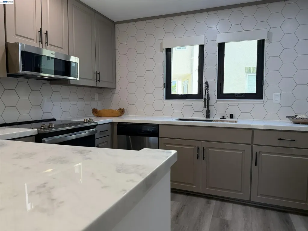 73 Mozden Lane Pleasant Hill CA 94523