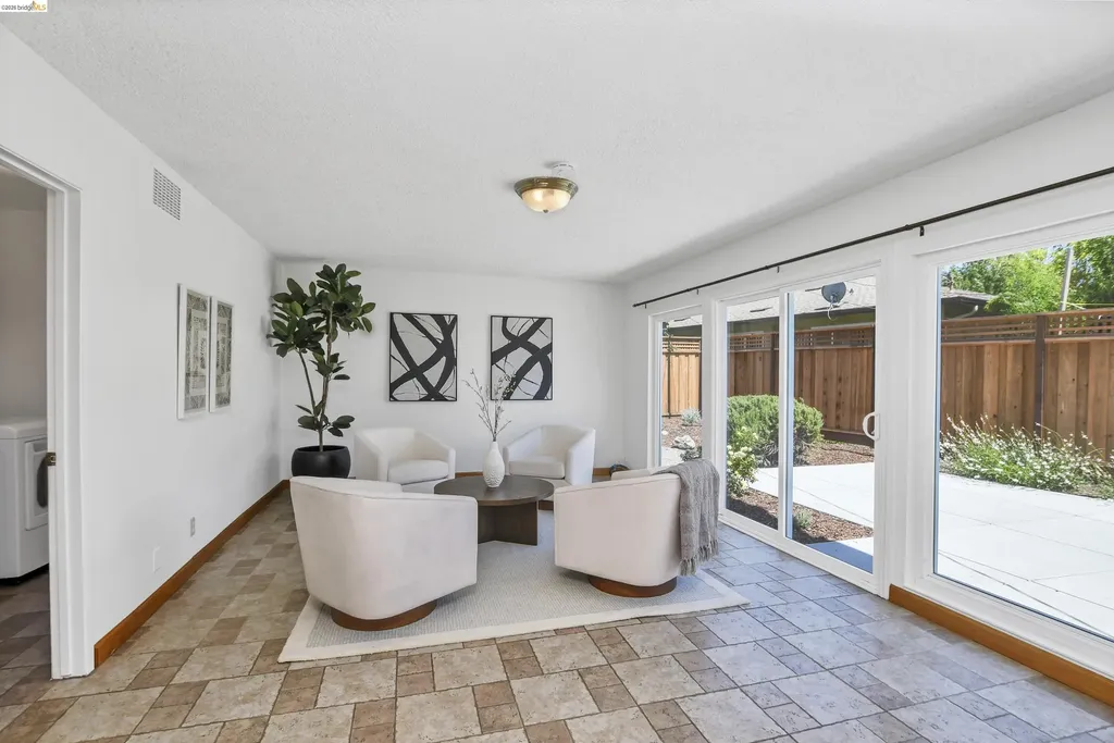 1386 Kathy Court Livermore CA 94550