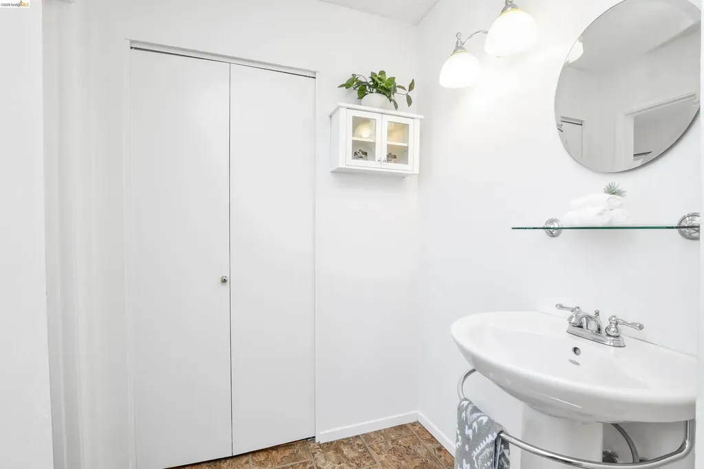 1386 Kathy Court Livermore CA 94550