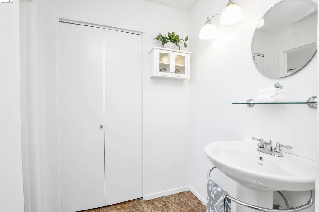 1386 Kathy Court Livermore CA 94550
