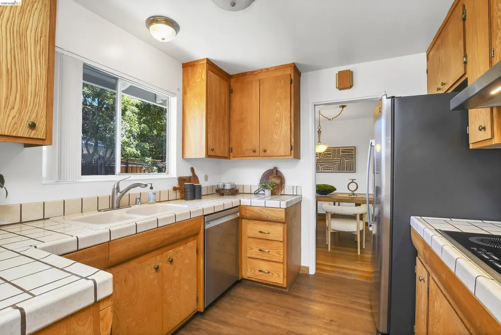 1386 Kathy Court Livermore CA 94550