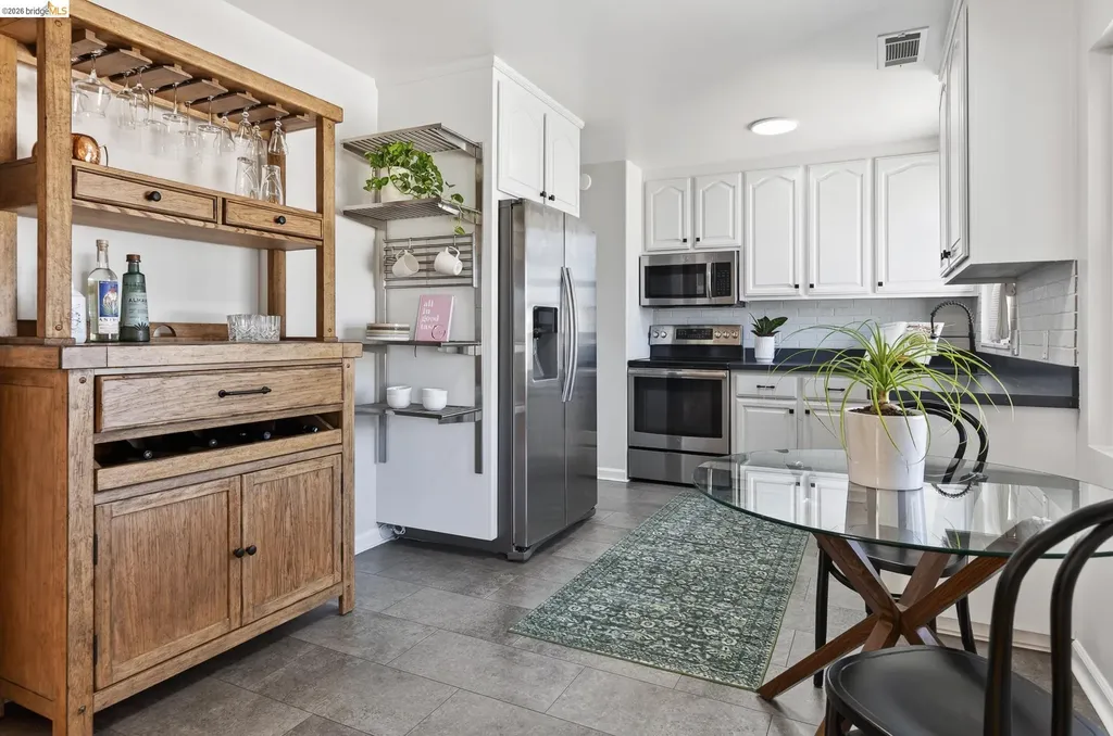 15066 Andover Street San Leandro CA 94579
