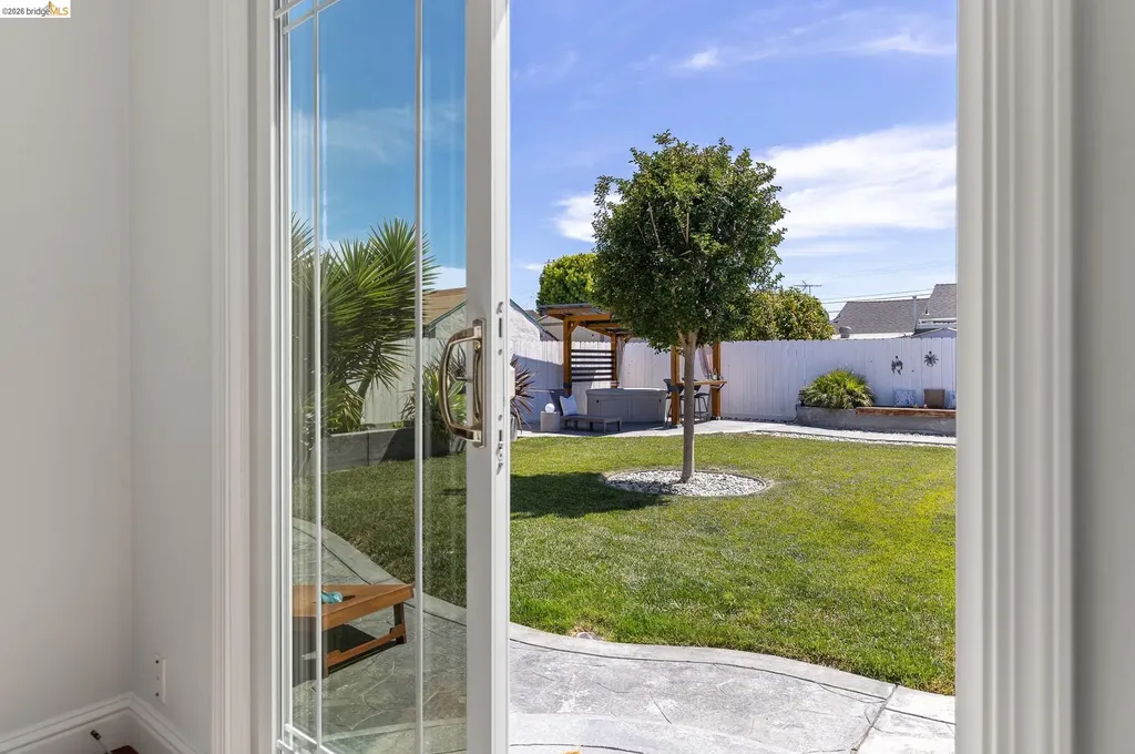 15066 Andover Street San Leandro CA 94579