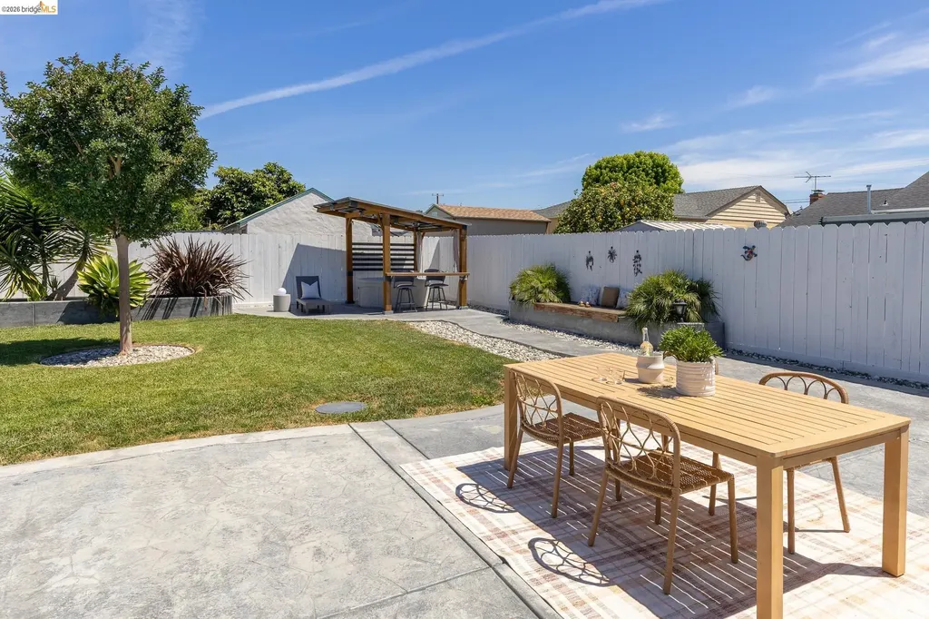 15066 Andover Street San Leandro CA 94579