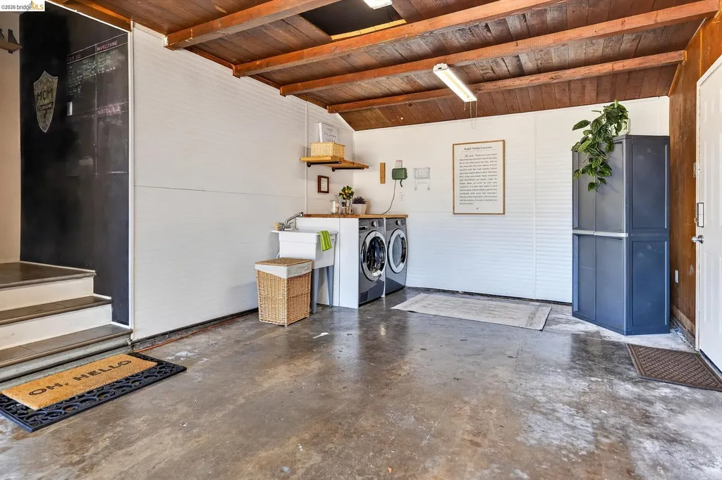 15066 Andover Street San Leandro CA 94579