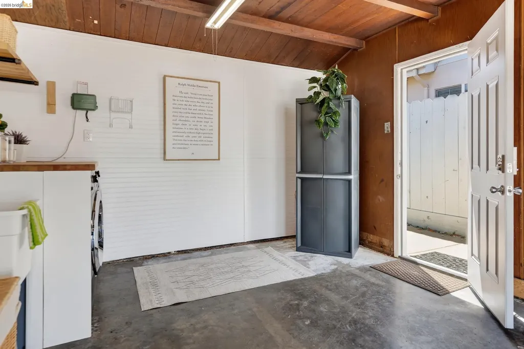 15066 Andover Street San Leandro CA 94579