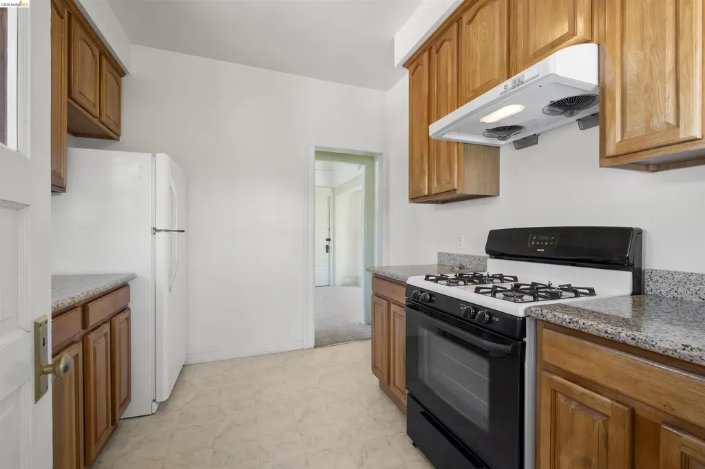 4277 Howe Street Oakland CA 94611