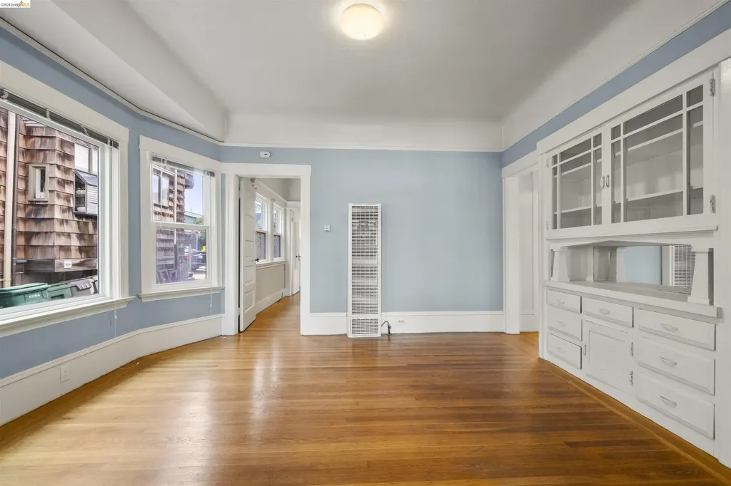 4277 Howe Street Oakland CA 94611