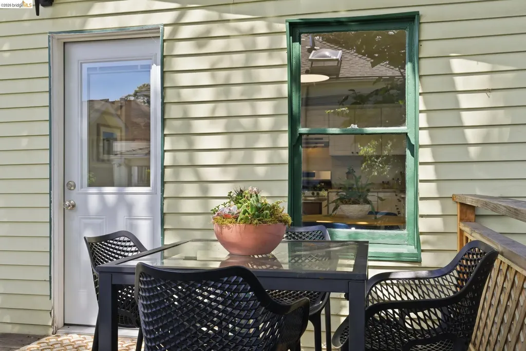 3118 Champion Street Oakland CA 94602