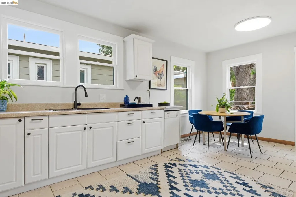 3118 Champion Street Oakland CA 94602