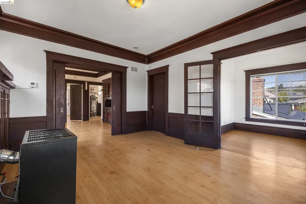 4283 Howe Street Oakland CA 94611