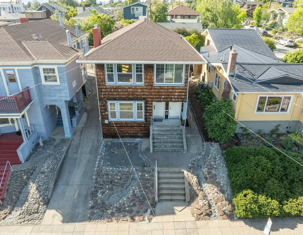 4283 Howe Street Oakland CA 94611