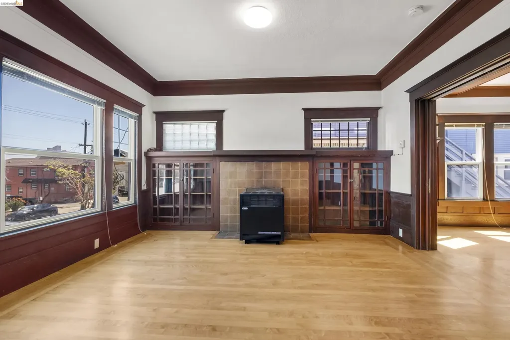 4283 Howe Street Oakland CA 94611