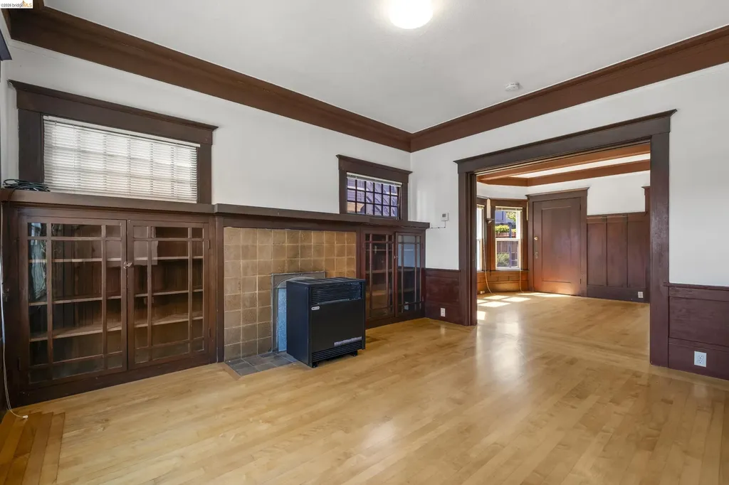 4283 Howe Street Oakland CA 94611