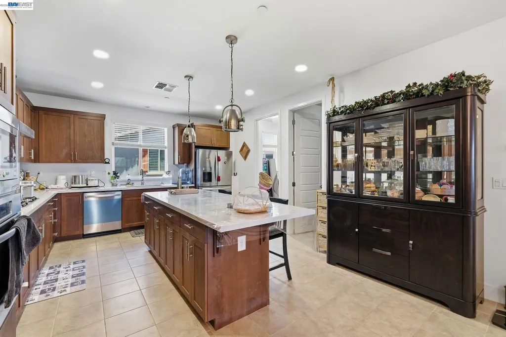 4442 Kennett Terrace Fremont CA 94536