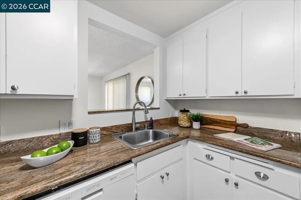 850 Harmony Drive Ashland CA 94541