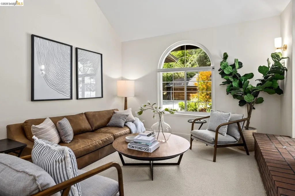 6685 Shepherd Canyon Road Oakland CA 94611