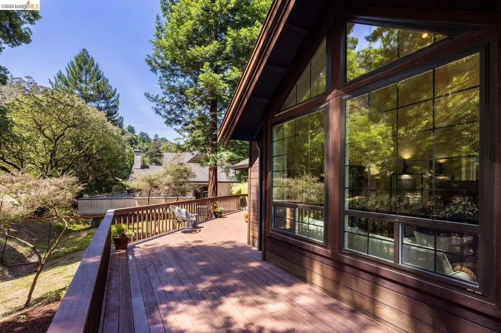 6685 Shepherd Canyon Road Oakland CA 94611
